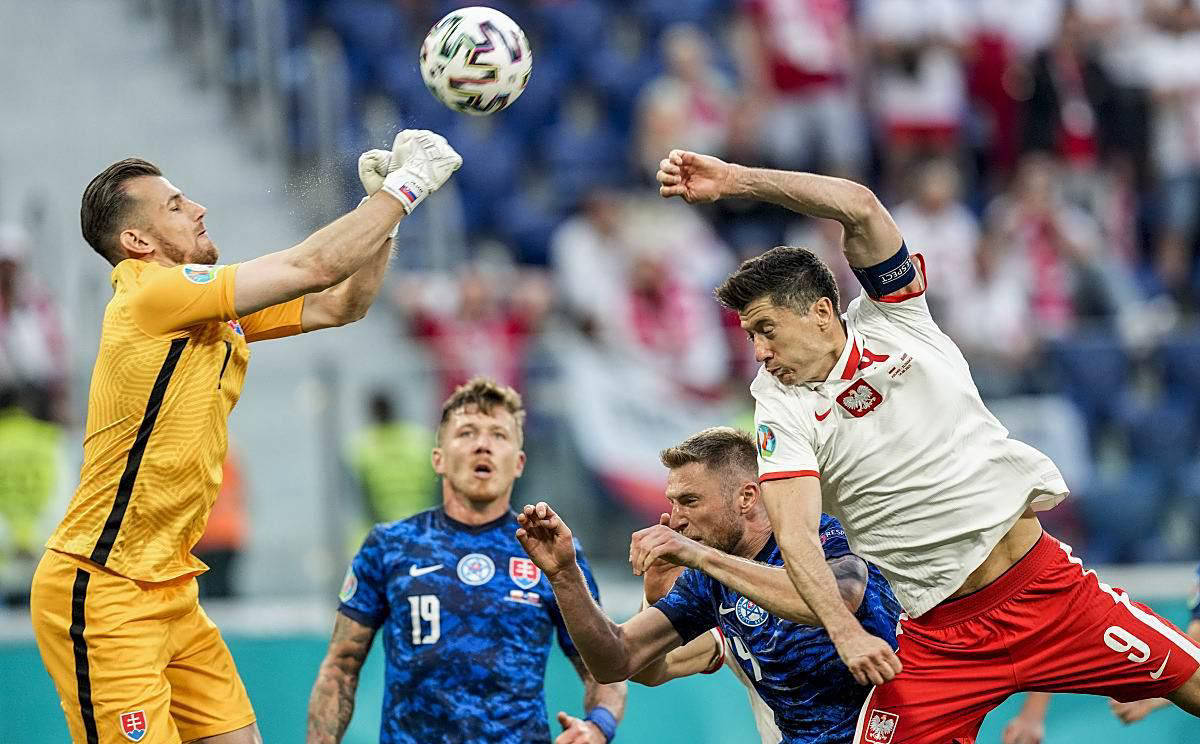 奥地利队完胜中国队，梁靖崑高光表现