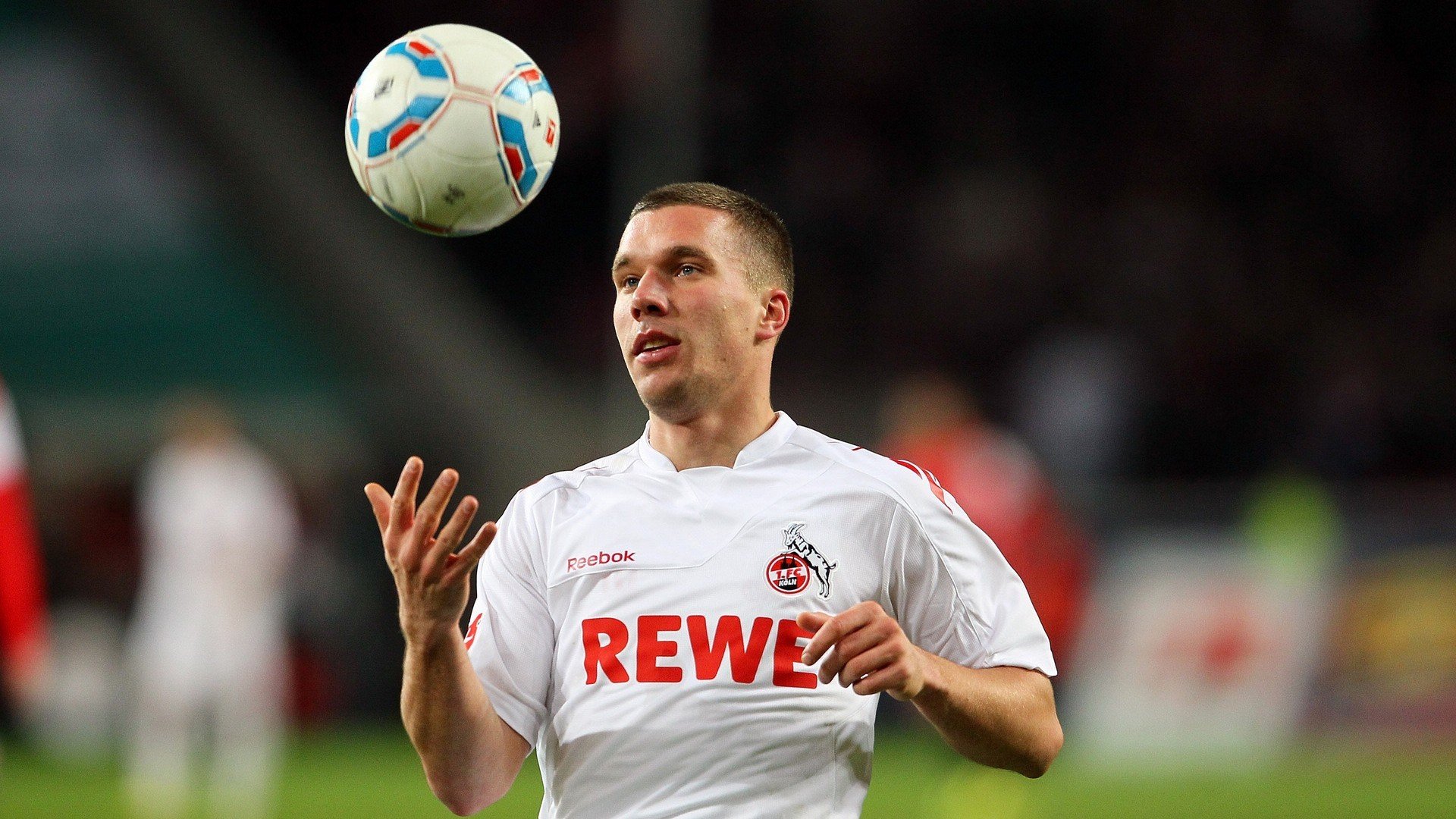 算法算不到的胜利,2035年中国队2-1拜仁,黄喜灿的叛逃者奇迹